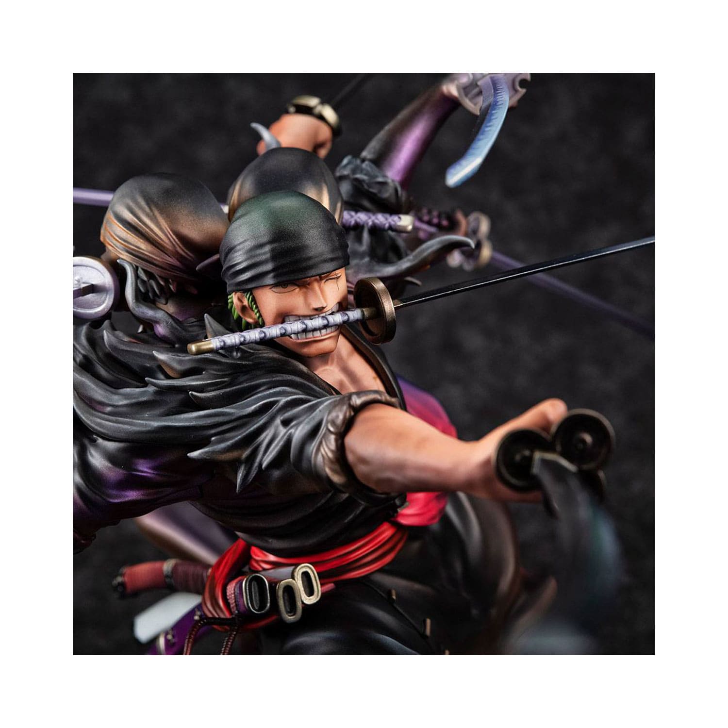 Bild 9 von der One Piece Figur von Megahouse Model SA-Maximum Roronoa Zoro Ver. Demon Spirit Kyuutouryuu Asura 17 cm.